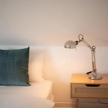 Strauss #nine 3 Bs-south Apartman